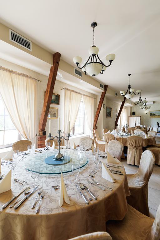 Hotel Folwark Zgierz Dış mekan fotoğraf