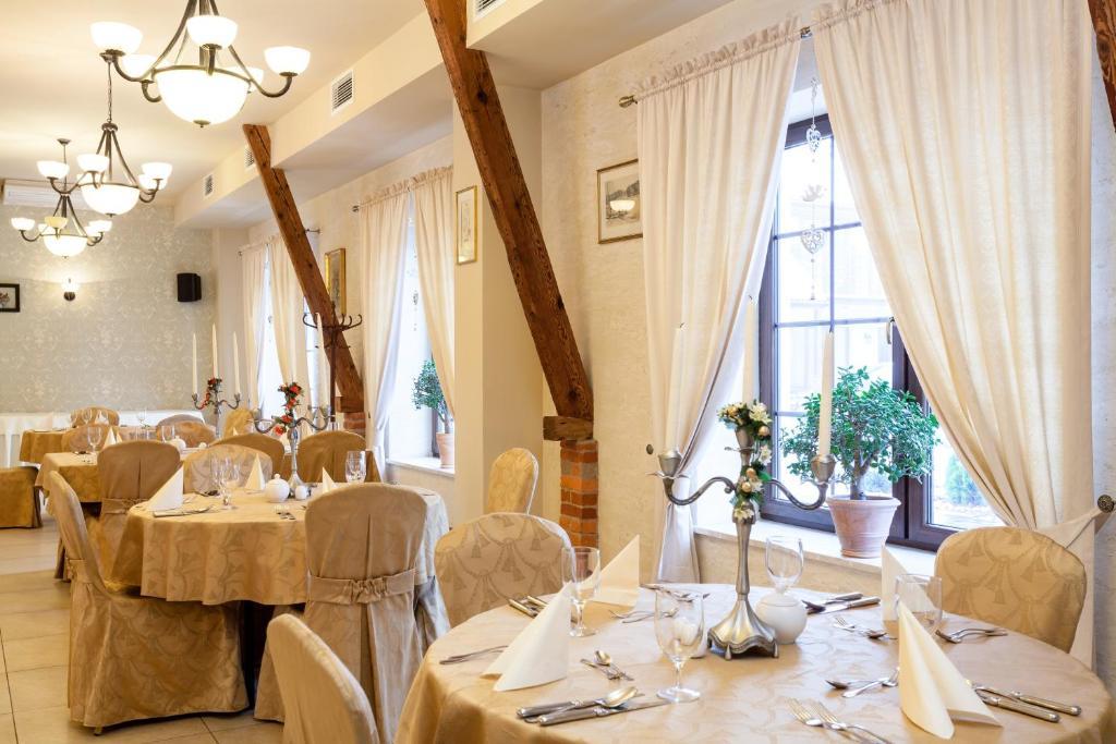 Hotel Folwark Zgierz Dış mekan fotoğraf